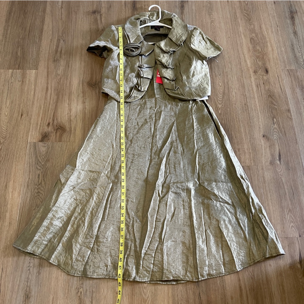NWT Sage Green two piece bridesmaids dress. Strapless dress & blazer wrap w rose - Picture 10 of 12